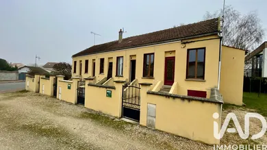 Building in Varennes-sur-Seine (77130)