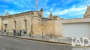 Townhouse in Bordeaux (33000)