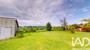 Maison à Saint-Castin (64160)