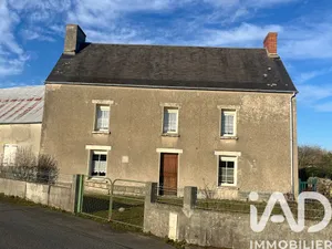 Maison de village à Moon-sur-Elle (50680)