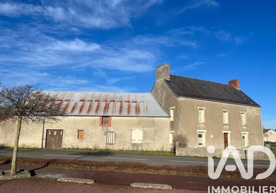 Maison de village à Moon-sur-Elle (50680)