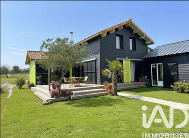 Maison d'architecte à Les Moutiers-en-Retz (44760)