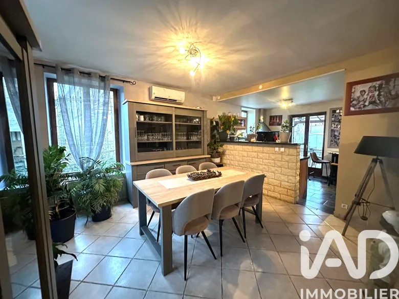 Maison 5 pièces 139 m² · à Brécy · 139 m² · 197 500 €