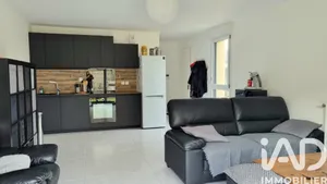 Apartment in Dammarie-lès-Lys (77190)