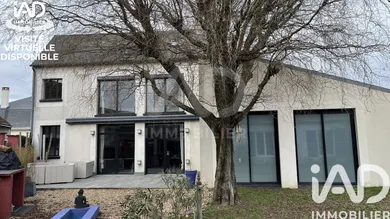 House in Saint-Jean-de-la-Ruelle (45140)
