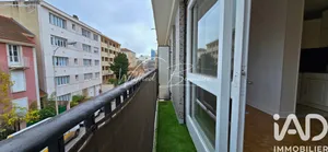 Apartment in Courbevoie (92400)