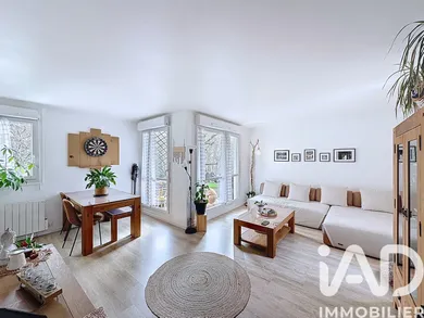 Apartment in Montigny-le-Bretonneux (78180)