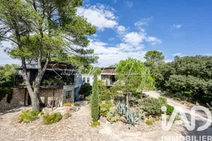Maison d'architecte à Nîmes (30000)