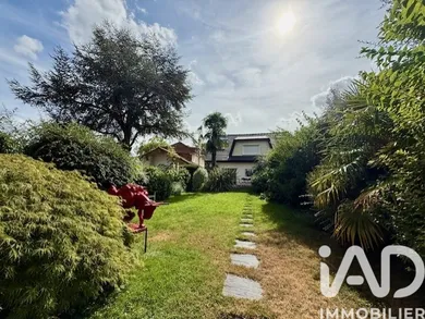 Maison à Garches (92380)