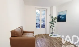 Apartment in Paris (75006)