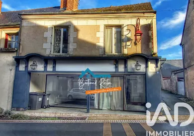 Immeuble à COUR-CHEVERNY  (41700)