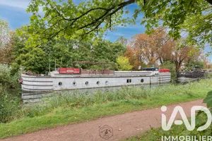 Barge in Metz (57000)