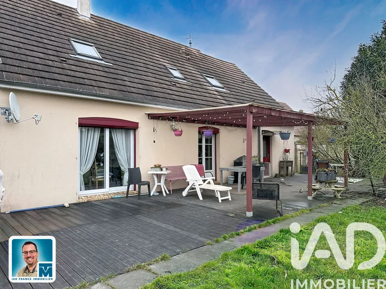 Maison 5 pièces 119 m² · à Houville la Branche · 119 m² · 275 000 €
