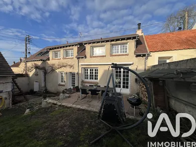 Longere in Saintry-sur-Seine (91250)