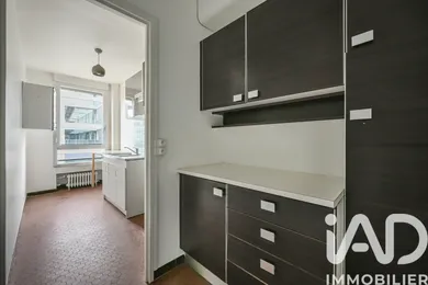 Apartment in Paris (75019)