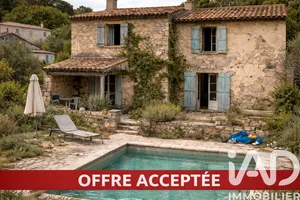 Mas in Maussane-les-Alpilles (13520)