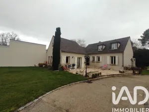 Maison traditionnelle à Boissise-la-Bertrand (77350)