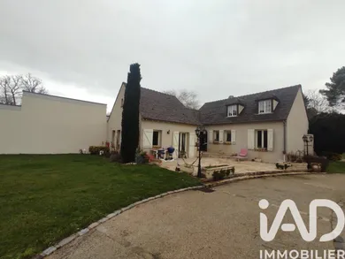 Maison traditionnelle à Boissise-la-Bertrand (77350)