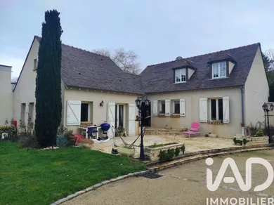 Maison traditionnelle à Boissise-la-Bertrand (77350)