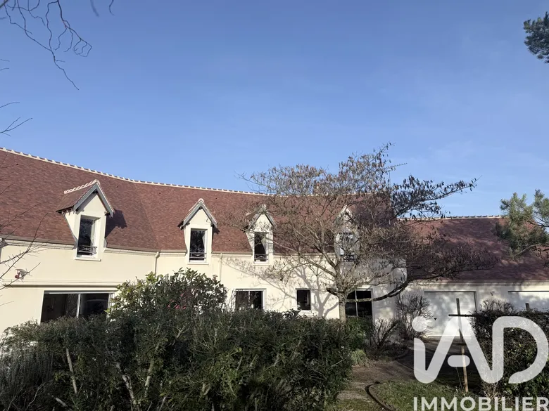 Maison 9 pièces 290 m² · à Champlay · 290 m² · 690 000 €