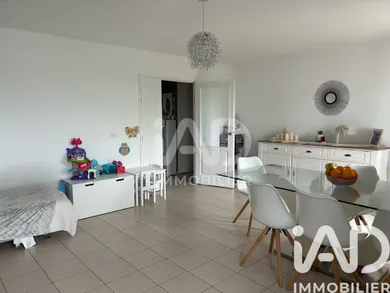 Appartement à Vaux-le-Pénil (77000)