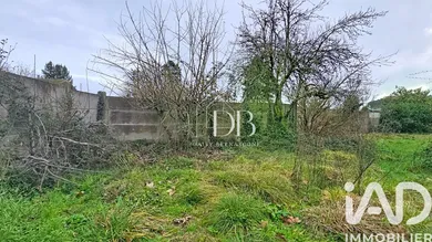 Building plot in Saint-Selve (33650)