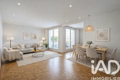 Appartement à Versailles (78000)