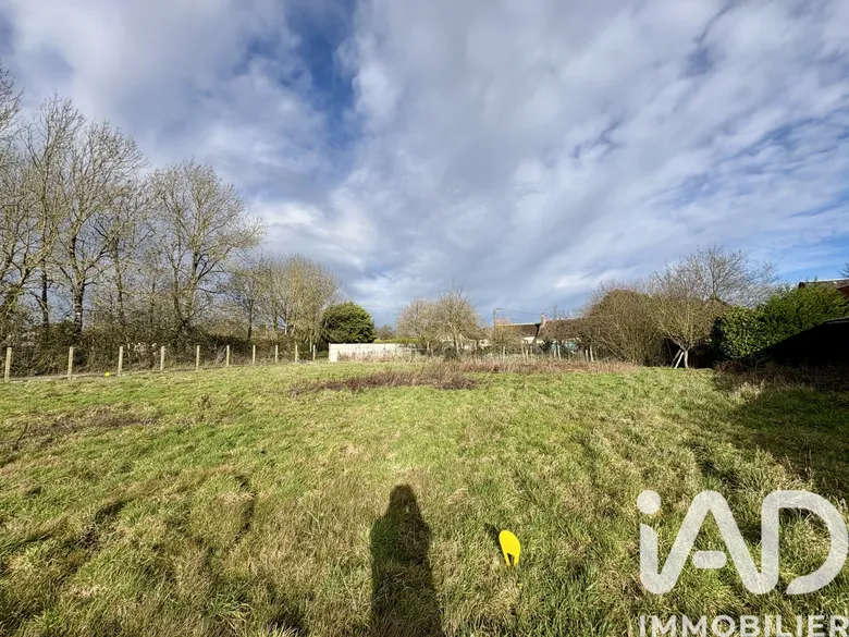 Terrain à bâtir à Villedômer (37110) · 50 250 €