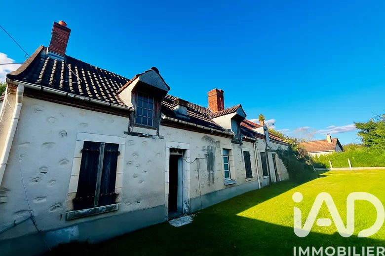 Maison 6 pièces 200 m² · à Vierzon · 200 m² · 137 000 €