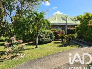 Apartment in Saint-François (97118)
