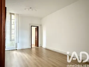 Apartment in Toulon (83000)