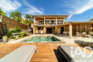 House in Sainte-Marie (97438)