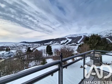 Chalet in Besse-et-Saint-Anastaise (63610)