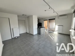Apartment in Troyes (10000)
