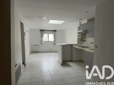 Apartment in Fontainebleau (77300)