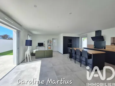 Maison à Esnandes (17137)