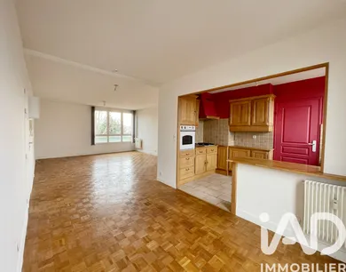 Apartment in Compiègne (60200)