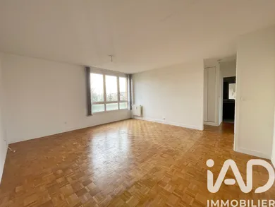 Apartment in Compiègne (60200)