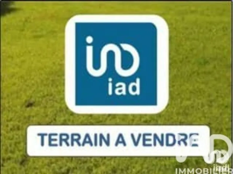 Terrain à Pleuven (29170) · 87 000 €