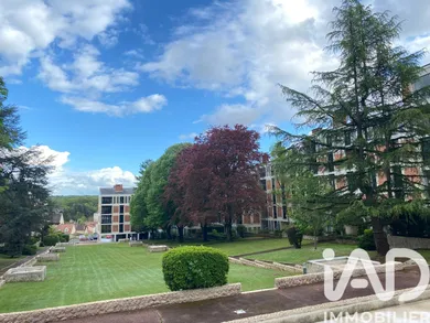 Apartment in Avon (77210)