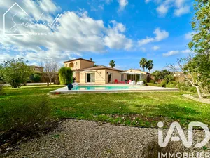 Traditional house in La Crau (83260)