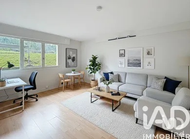 Apartment in Vaucresson (92420)