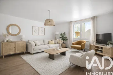 Apartment in Buc (78530)