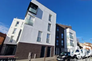 Apartment in Romainville (93230)