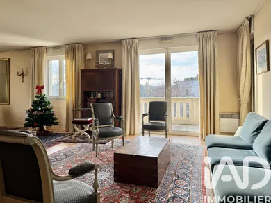 Apartment in Vaucresson (92420)