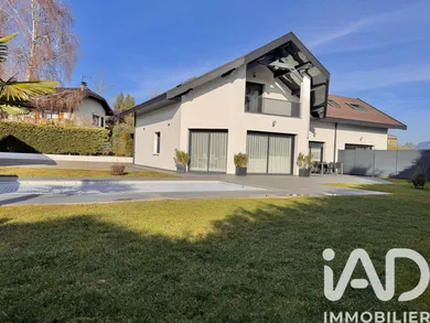 Maison d'architecte à Chavanod (74650)