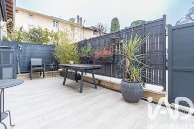 Duplex in Lissieu (69380)