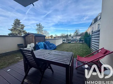 Apartment in Pontault-Combault (77340)