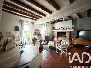 Maison de campagne à La Fontaine-Saint-Martin (72330)