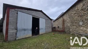Garage à Lurbe-Saint-Christau (64660)